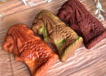 Kome Lion rice snacks